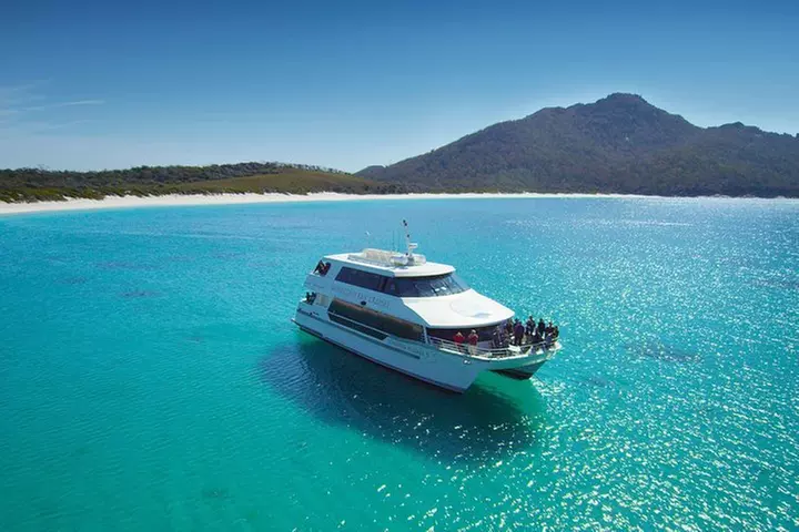 Wineglass Bay Cruise from Coles Bay - Primary Image