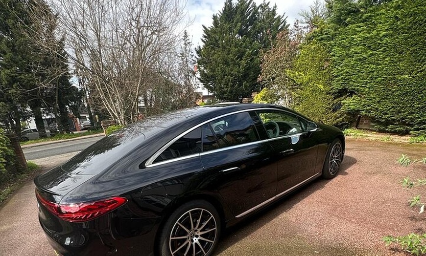 Image 20: Heathrow to London City Centre – Premium Chauffeur Transfer