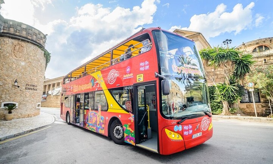 Image 6: Recorrido en autobús con paradas libres en Palma de Mallorca con op...