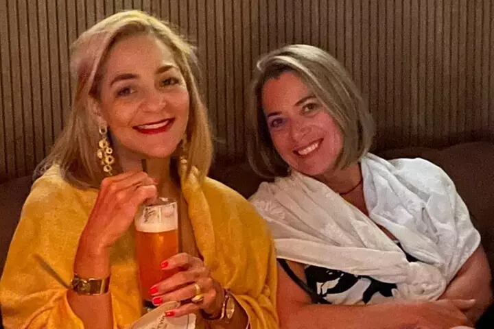 Speakeasy Drinks and Prohibition History Tour NYC