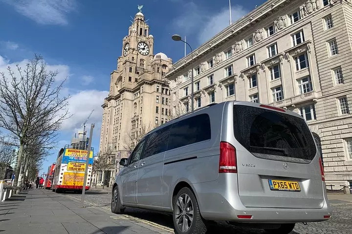 Liverpool Beatles Tour from Manchester with Casbah Club & Cavern