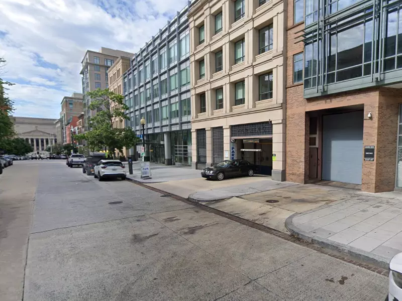 Parking at 505 9th St. NW. Garage - Primary Image
