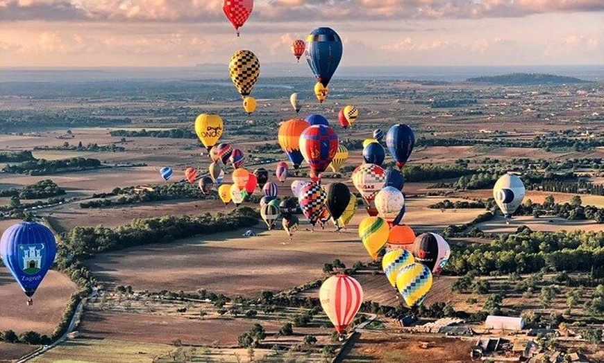 Image 13: Paseo romántico en globo al amanecer en Mallorca