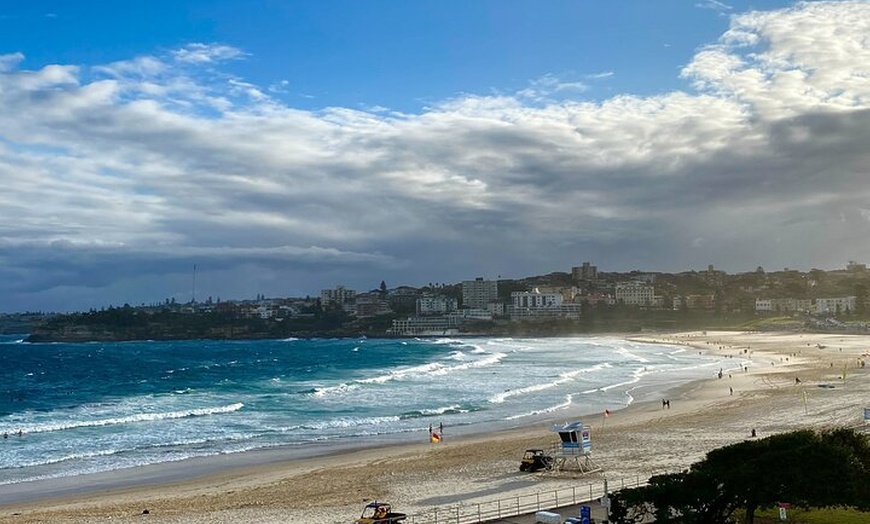 Image 8: Sydney: PRIVATE City Highlights & Ocean Front Luxe Tour (4h)