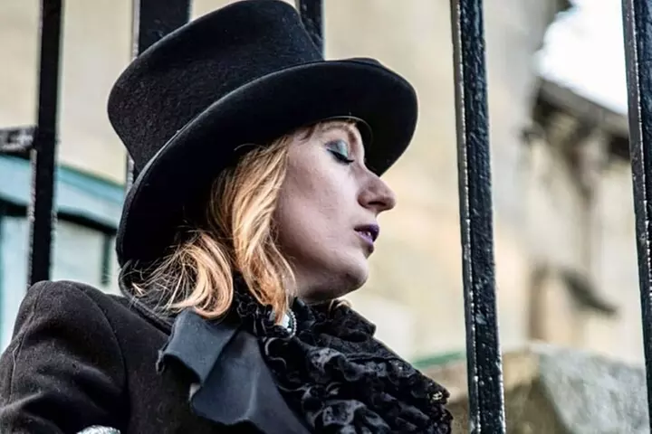 Shadows of York: Ghost Walk and Horrible History.