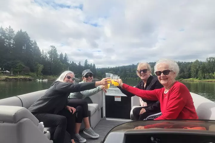 Scenic 2-Hour River Cruise to the Majestic Willamette Falls!