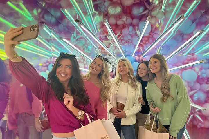 Nashville Sip n' Shop: Discounts, Wine, Cocktails, Bites, Pics