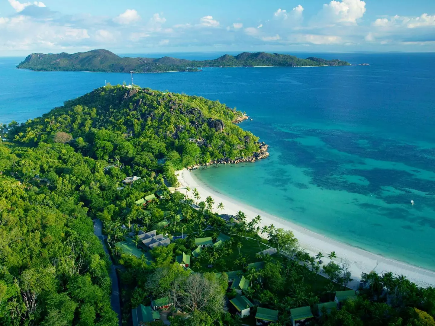 ✈ SEYCHELLES | Ile de Praslin - Paradise Sun Hôtel Seychelles 4*, 5 nuit - Face à la mer - Primary Image