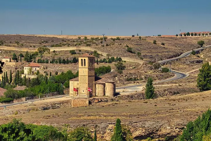 Visita guiada Segovia y Ávila y espectáculo flamenco en Madrid