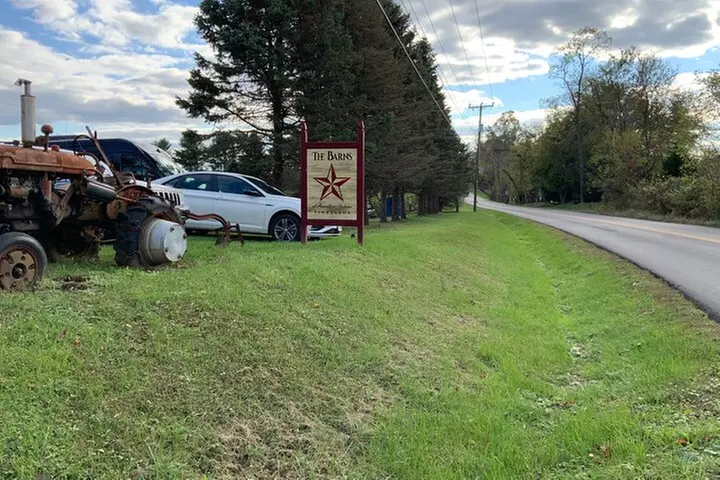 Private Loudoun County Wine Tour from DC with Stops at 3 Wineries