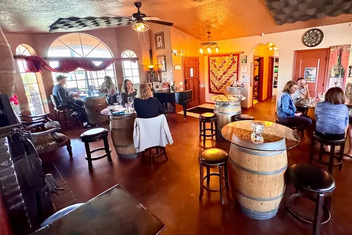 Wine Tasting Tour from Las Vegas with Snacks
