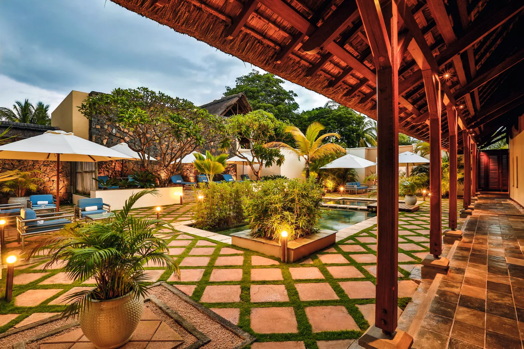 ✈ MAURITIUS | Belle Mare - Constance Belle Mare Plage 5*, 5 notti -...