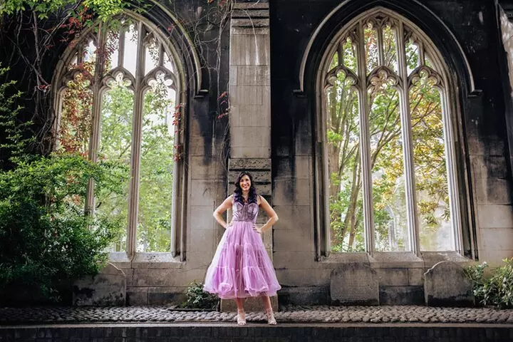 Photoshoot in London with Professional Photographer