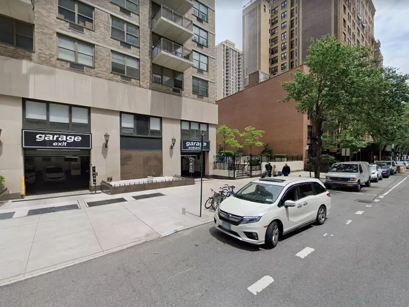 Parking at GMC Parking - Continental Towers Garage