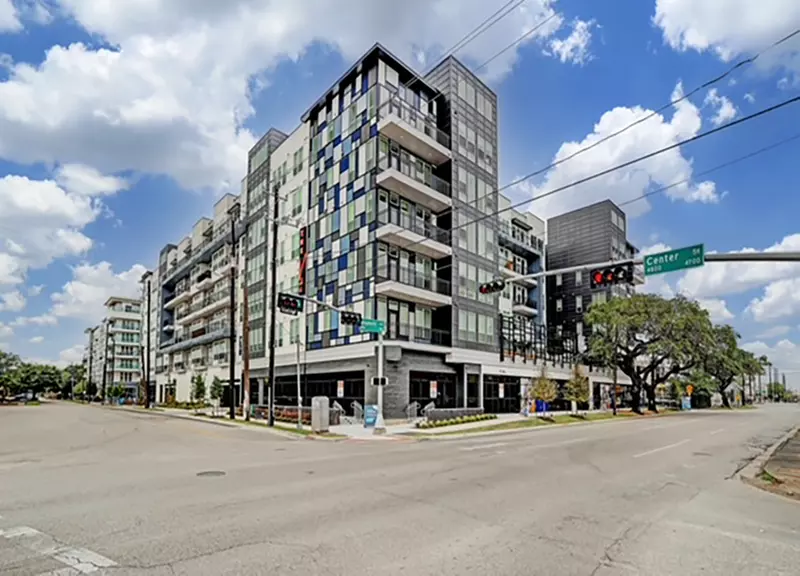 Parking at Interpose Garage - Primary Image