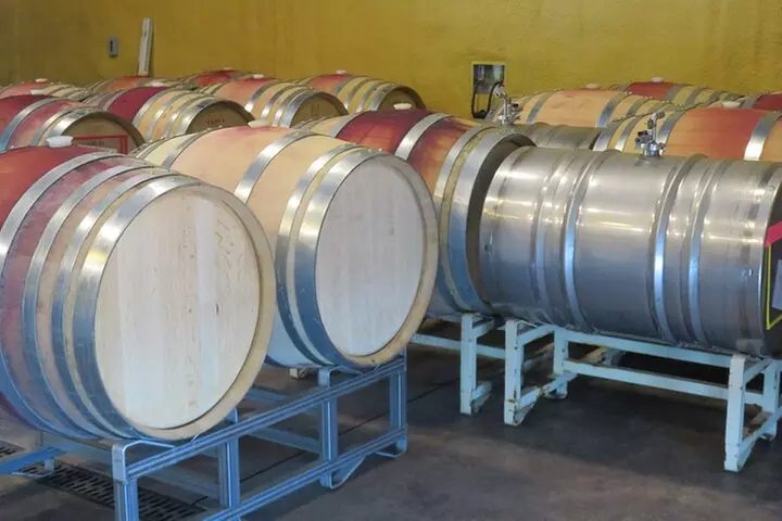 Willamette Valley Boutique Winery Tour with Lunch