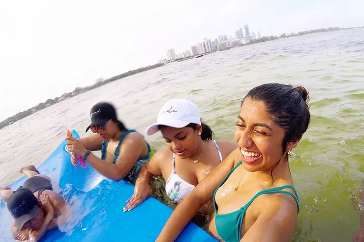 Miami Private Boat Rental to Sandbars and More