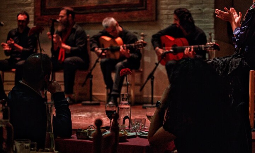 Image 20: Noche Flamenca en el Tablao de Carmen con Menú Degustación o Cena