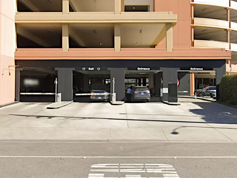 Convenient Airport Parking at LAX from $14.95 per day
