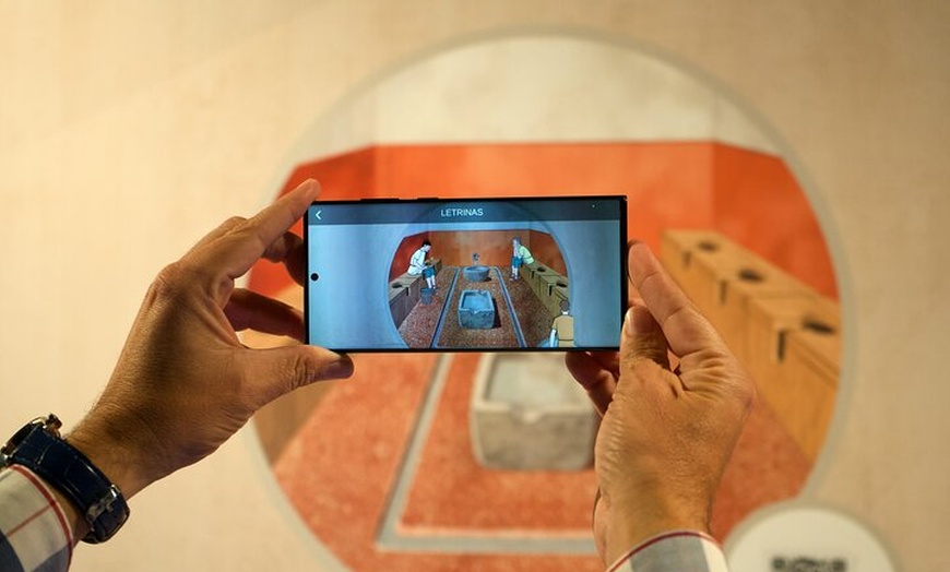 Image 6: Tour Privado a la Villa Romana Antiopa en Málaga