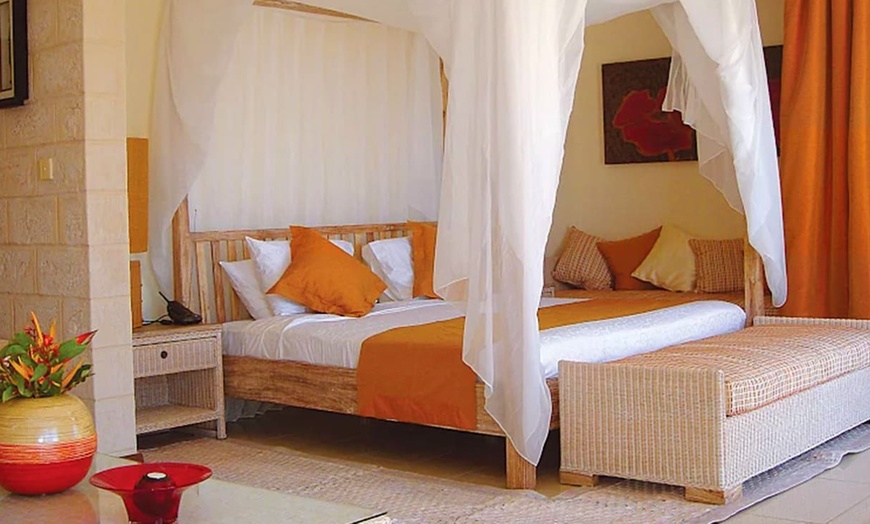 Image 5: ✈ KENYA | Diani Beach - Leopard Beach Resort & Spa 5* - Swimming Pools