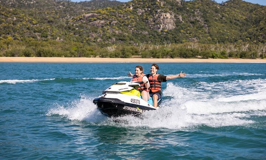 Image 7: Magnetic Island 60 Minute Jetski Hire for 1-8 people plus GoPro.