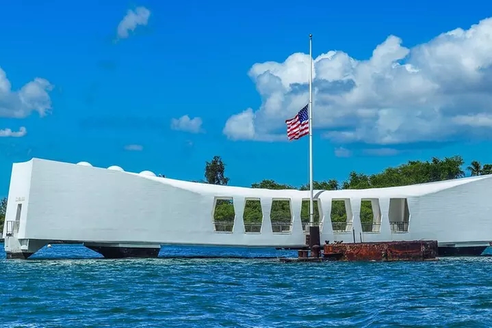 Pearl Harbor with USS Arizona and Hawaiian Kingdom History Tour