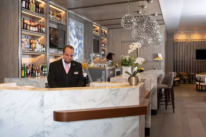 DFW Airport Plaza Premium Lounge at Terminal E