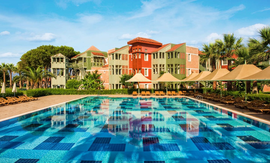 Image 2: ✈ ANTALYA UND UMGEBUNG | Belek - Megasaray Club Belek 5*, 3 Nächte
