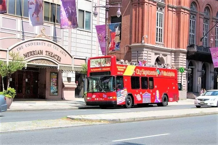Double Decker Hop-On Hop-Off City Sightseeing Philadelphia (1, 2, o...
