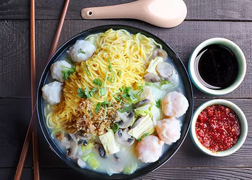 5% Cash Back at Noodles and Things - Primary Image