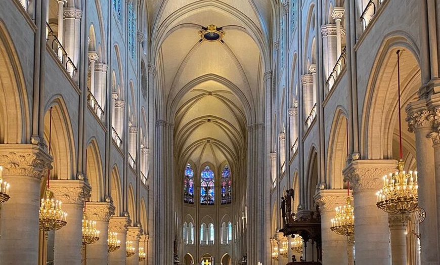 Image 12: Visite guidée de la cathédrale Notre-Dame avec accès réservé