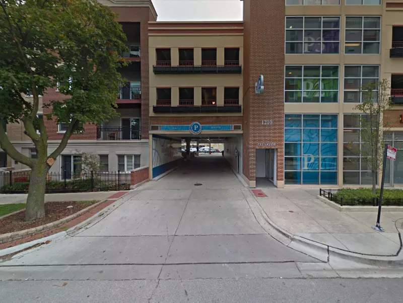 Parking at The Morgan at Loyola Station Garage