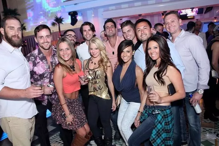 Las Vegas Nightclub VIP Entry with Party Bus