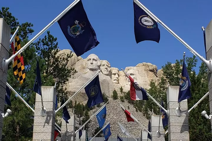 Private Tour of Mount Rushmore, Crazy Horse and Custer State Park