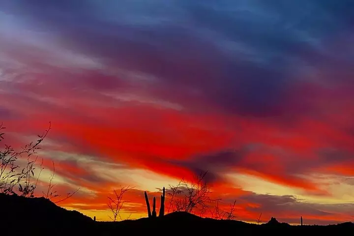 Stunning Sunset or Sunrise Guided Hiking Adventure in Phoenix