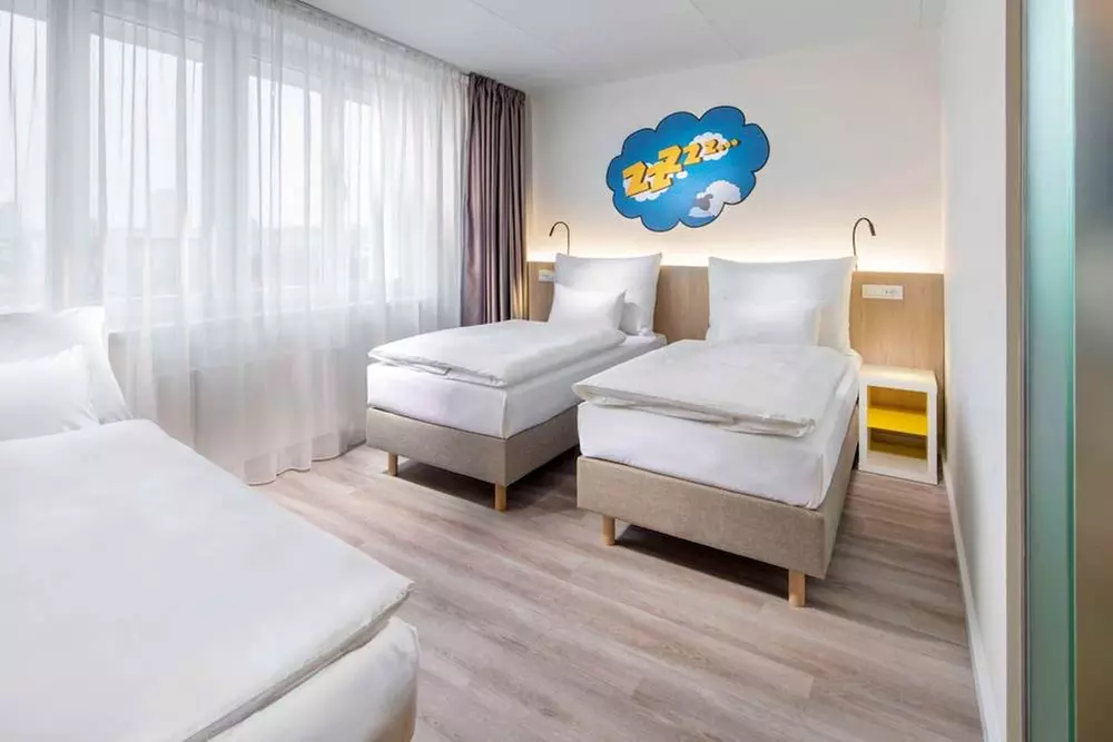 ✈ REPUBLIKA CZESKA | Praga - Comfort Hotel Prague City East 3*, 2 n...