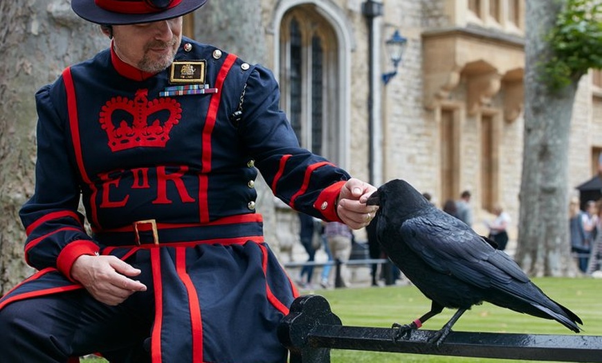 Image 4: Tower of London with London Hop-On Hop-Off Tour and River Cruise