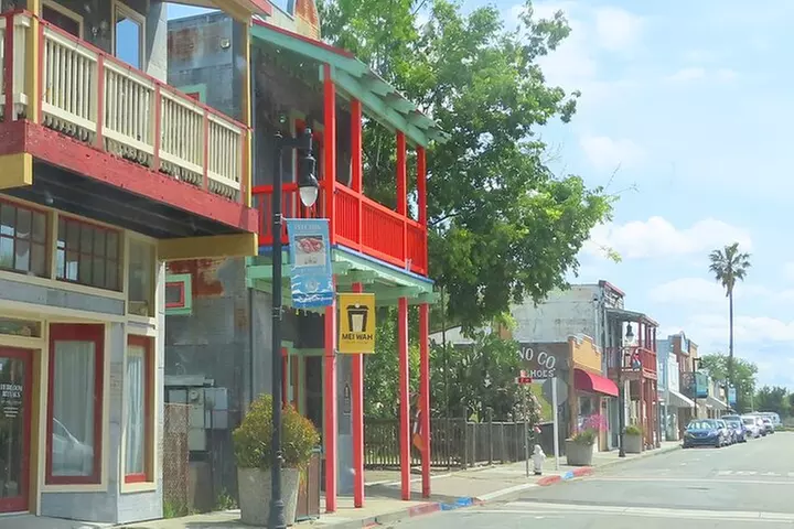 Driving in Delta's Wine Country: Private Self-Guided Audio Tour