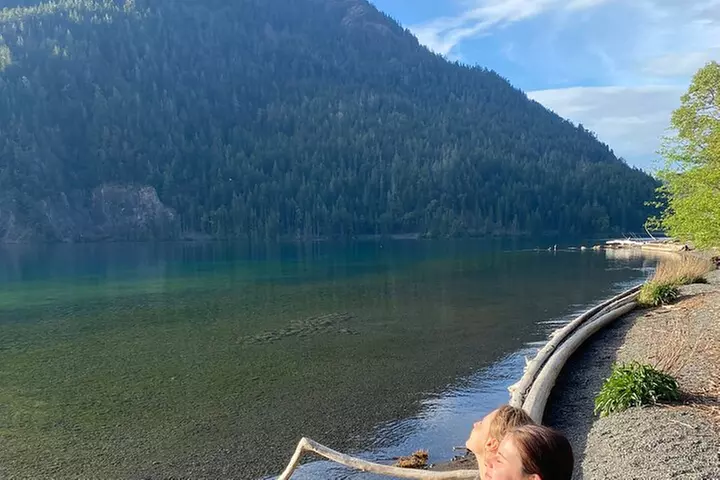 Seattle: Rainforest, Beach, and Olympic National Park Highlights