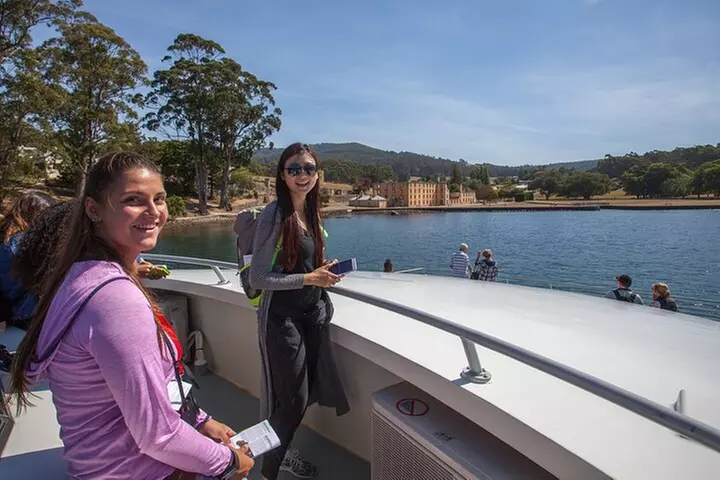 Port Arthur, Richmond and Tassie Devils Active Tour from Hobart