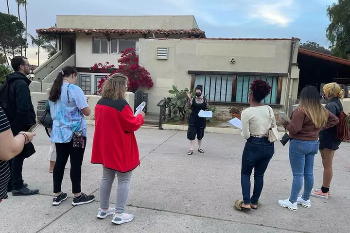 Specters and Sinners Walking Tour