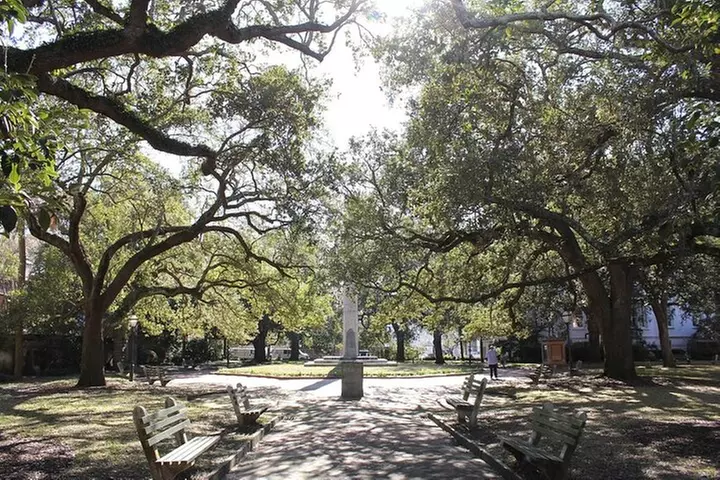 Charleston French Quarter or Brunch Food Tour with 7+ Tastings