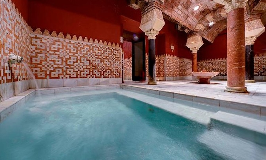 Image 1: Experiencia de baños árabes en Hammam Al Ándalus de Córdoba