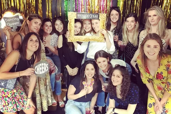 New Orleans Cocktail History Walking Tour in the French Quarter