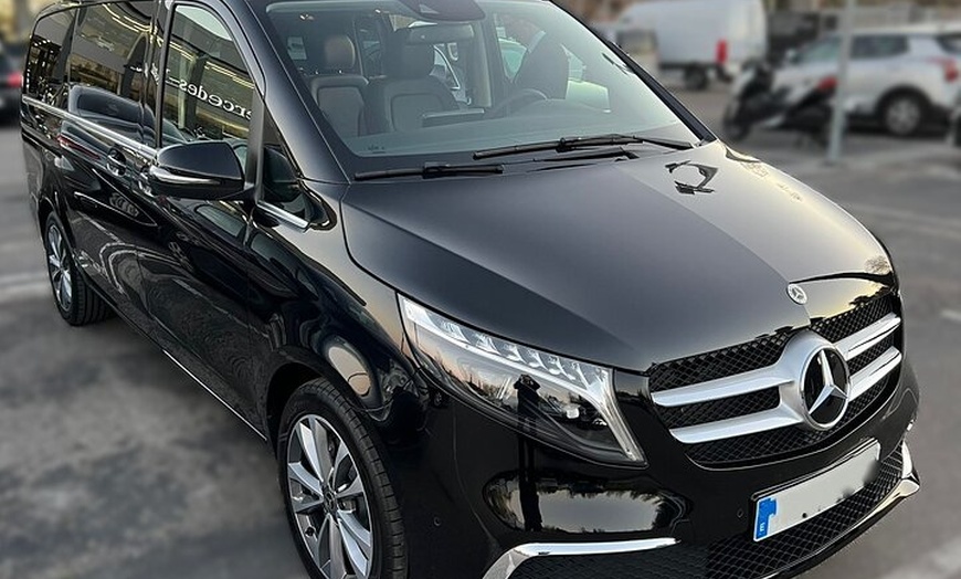 Image 5: Traslado privado desde Madrid ciudad a la estación de tren CHAMARTIN