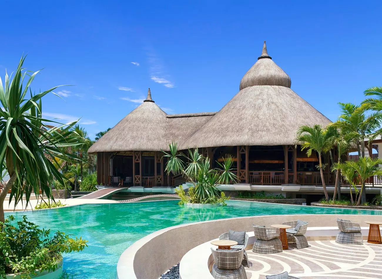 ✈ MAURITIUS | Trou d'Eau Douce - Shangri-La Le Touessrok Resort & S...