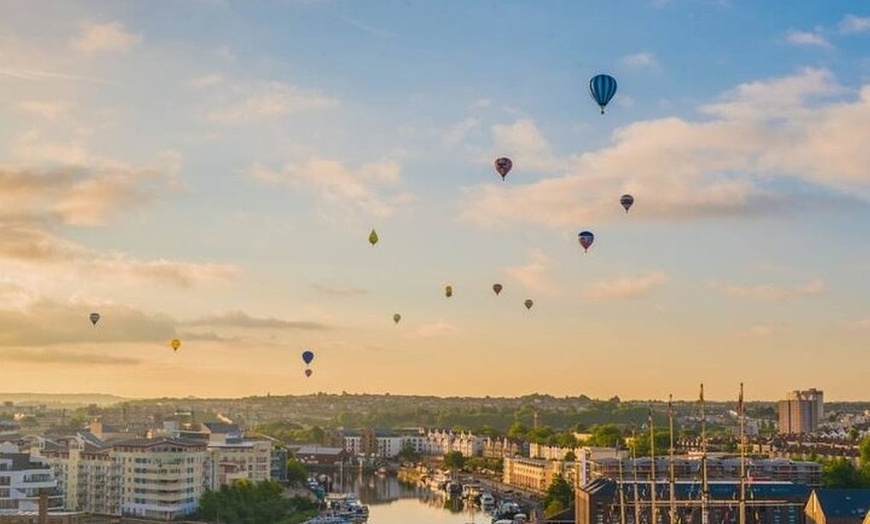 Image 3: London / Heathrow To/From Bristol Private Transfer Meet and Greet