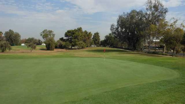 Online Booking - Round of Golf at Victoria Golf Course