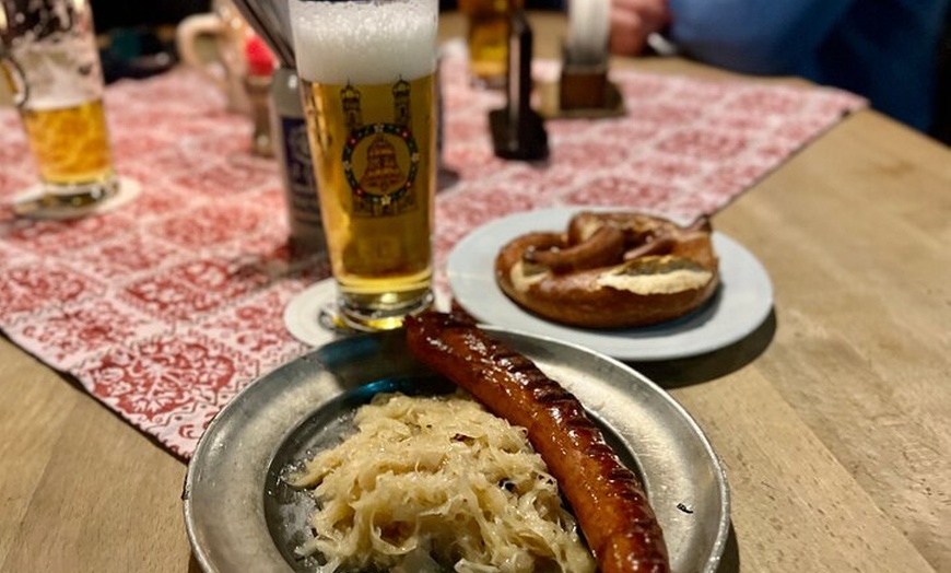 Image 13: Münchner Altstadtführung mit 10 + bayerischen Spezialitäten